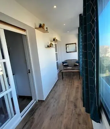 Apartment Lumineux Et *