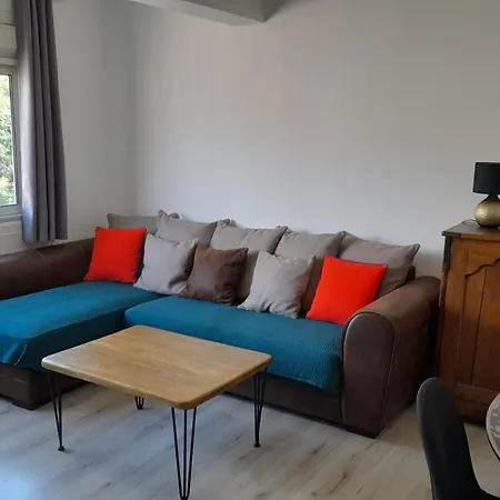 Apartment Lumineux Et *